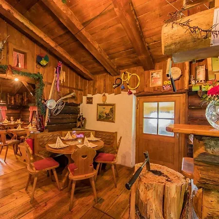 Farm stay Hinteraigengut