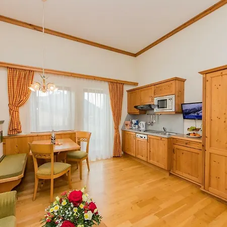 Hinteraigengut Апарт-отель 3*