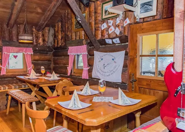 Hinteraigengut * Флахау